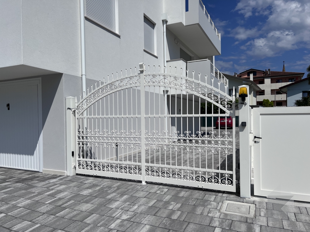 Appartamento nuovo ed elegante nel condominio Villa Giotto