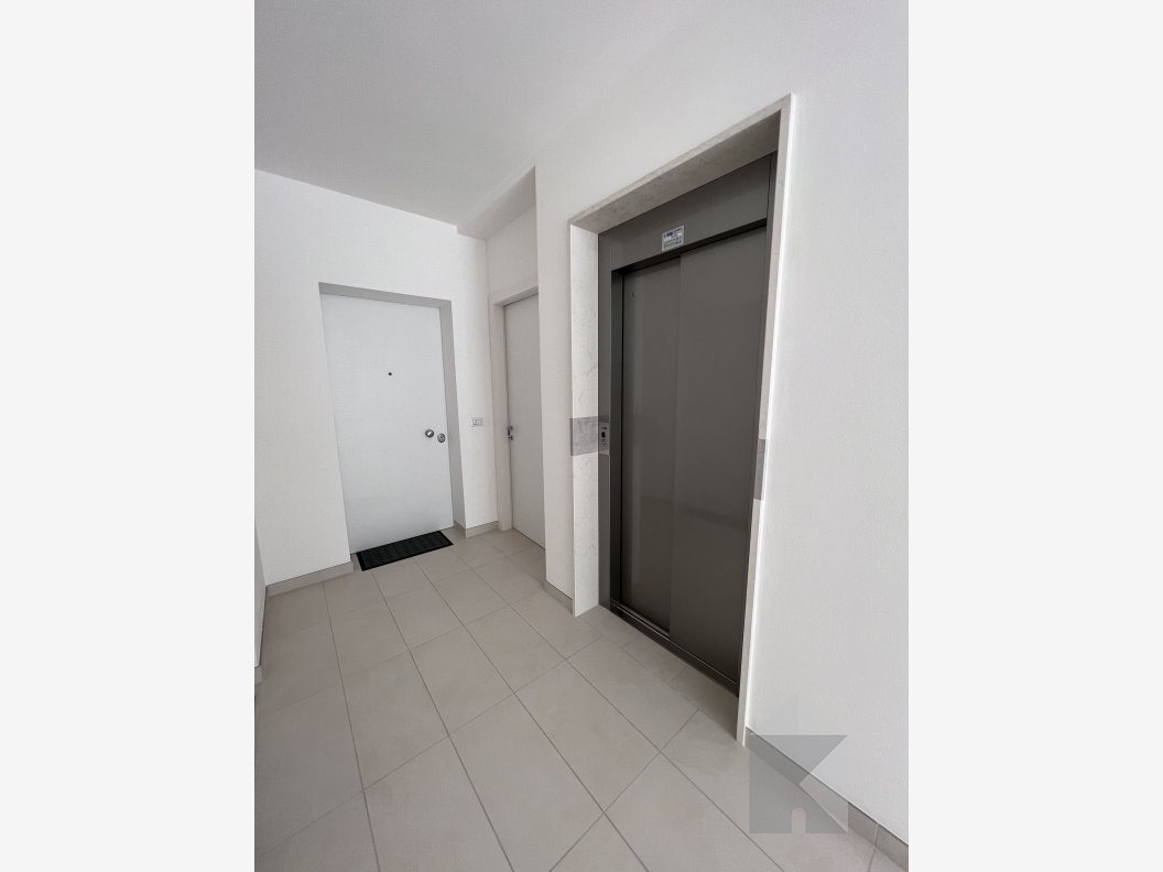 Appartamento nuovo ed elegante nel condominio Villa Giotto