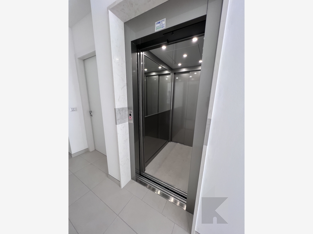Appartamento nuovo ed elegante nel condominio Villa Giotto