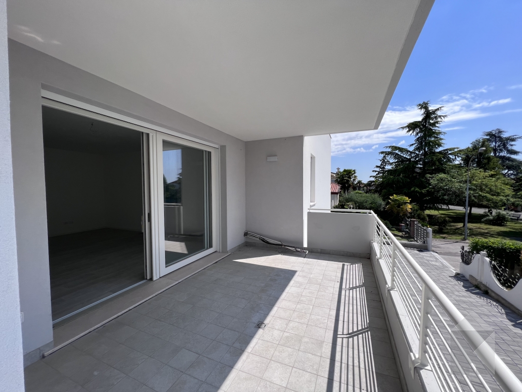 Appartamento nuovo ed elegante nel condominio Villa Giotto