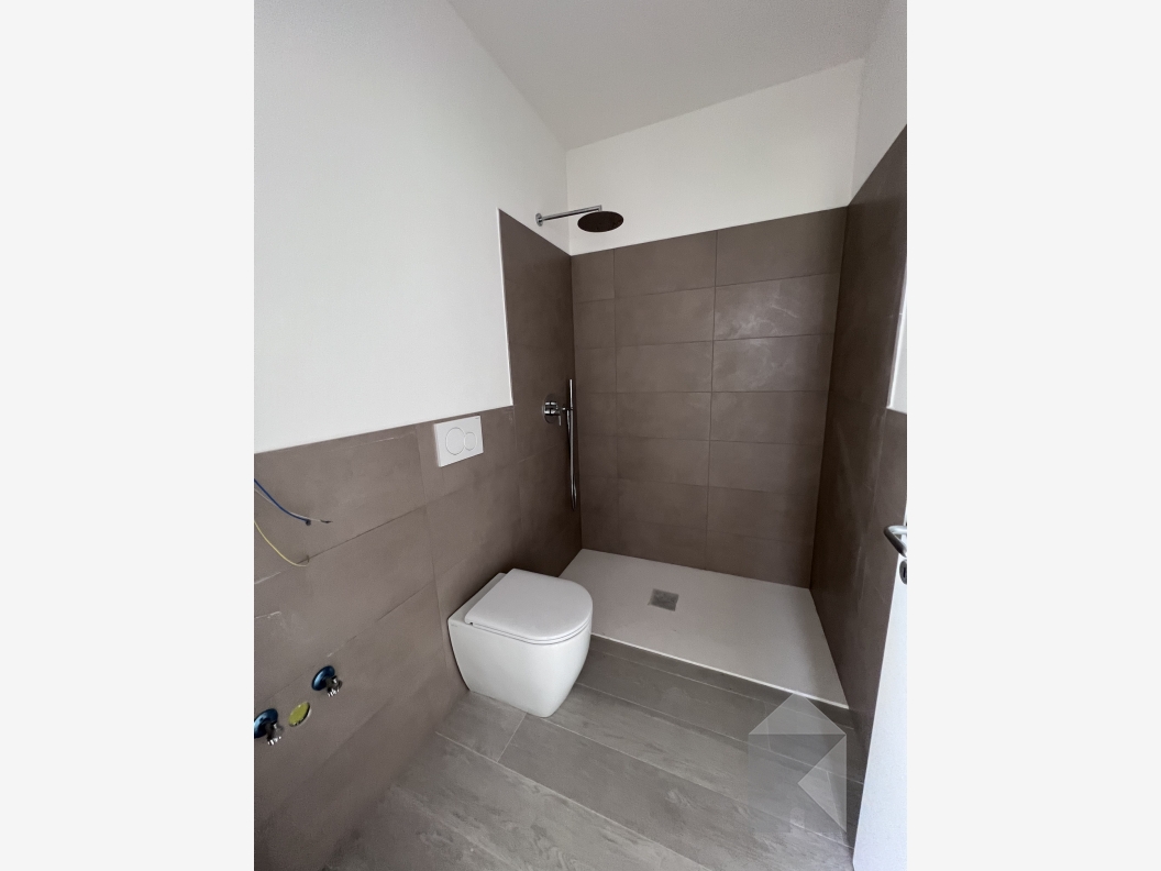 Appartamento nuovo ed elegante nel condominio Villa Giotto