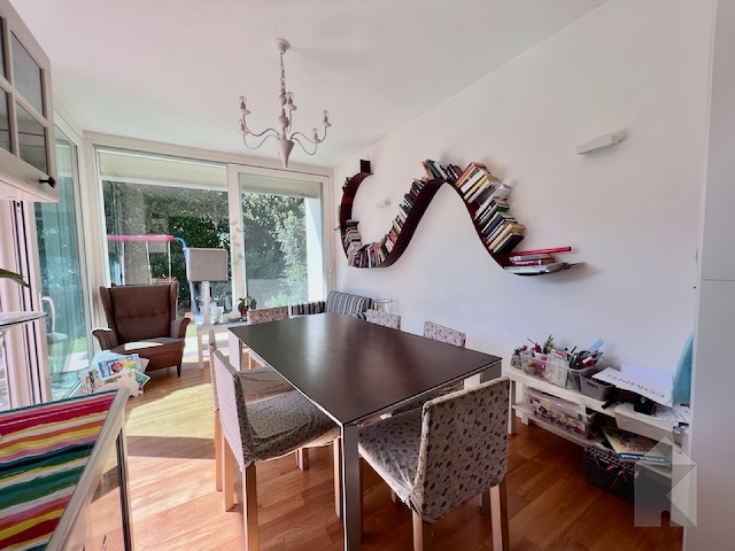 Spaziosa ed elegante bifamiliare recentemente rinnovata