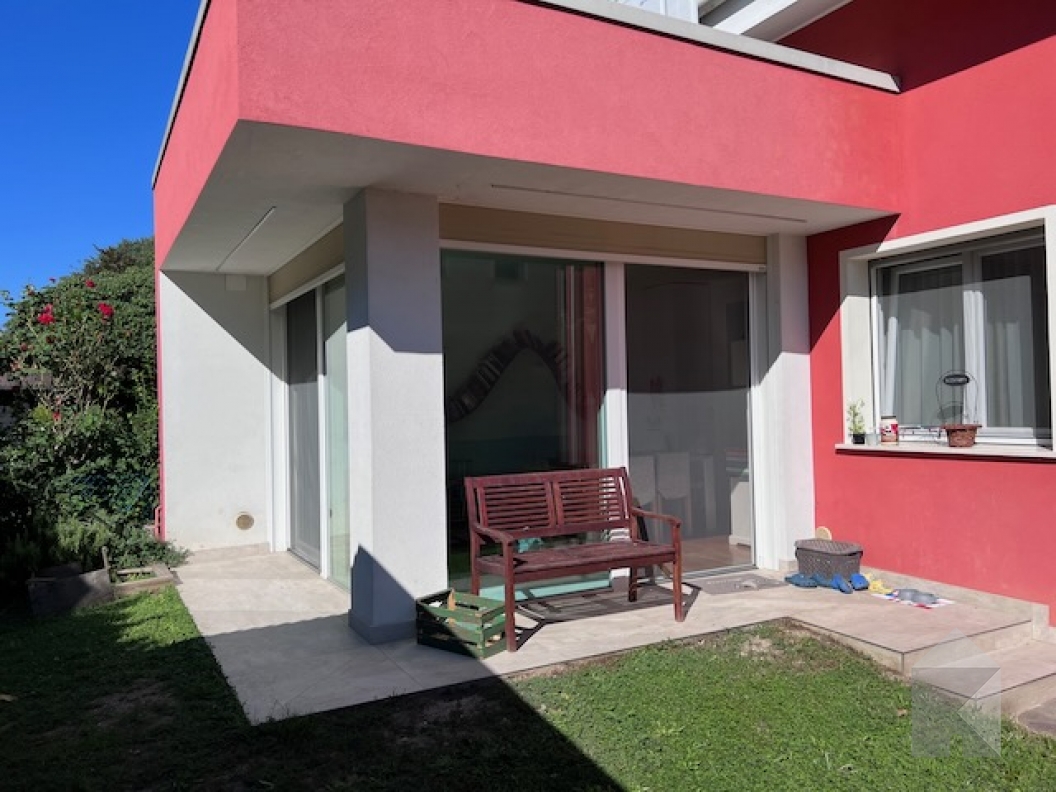 Spaziosa ed elegante bifamiliare recentemente rinnovata
