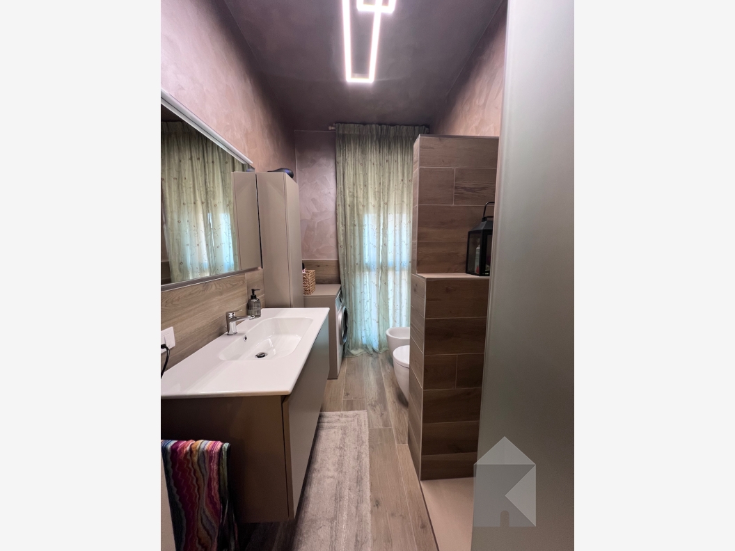 2 camere elegante e raffinato in centro a San Donà