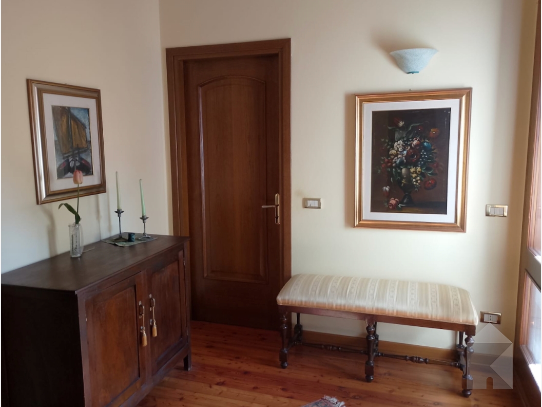 Singola a Croce
