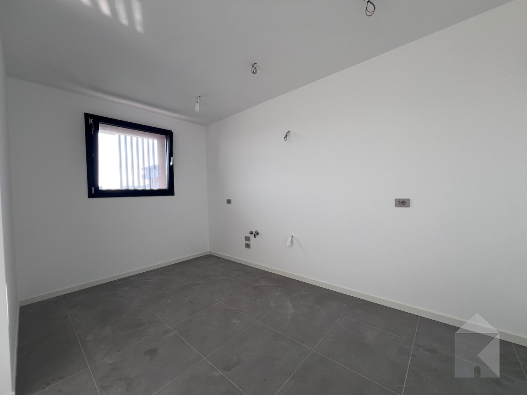 Giardino Marconi - Panoramico appartamento con 3 camere al Piano Quarto (A4.2)