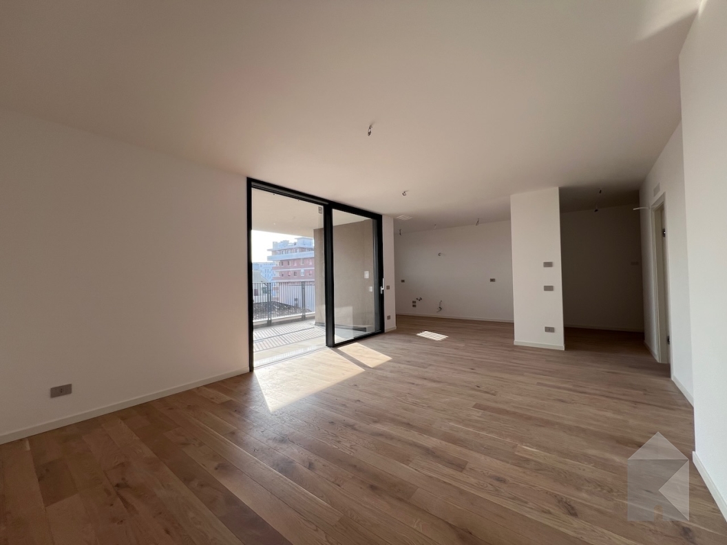 Giardino Marconi - Esclusivo 3 camere di testa al Quarto Piano (A4.4)