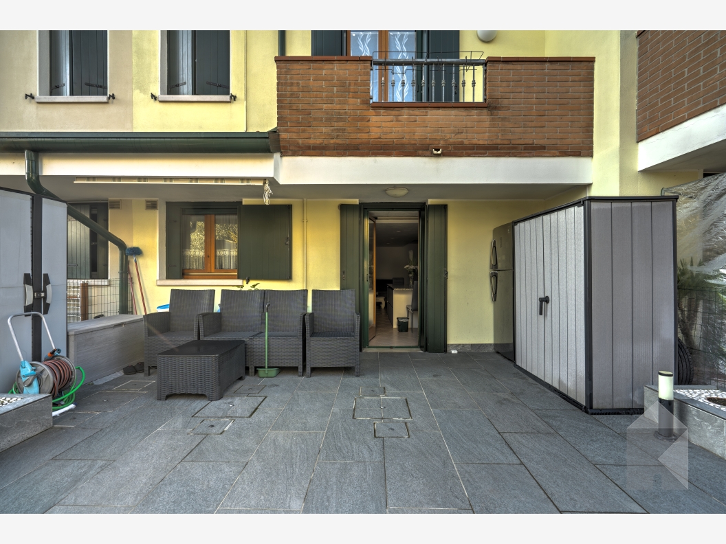 Spaziosa villetta centrale a Mussetta