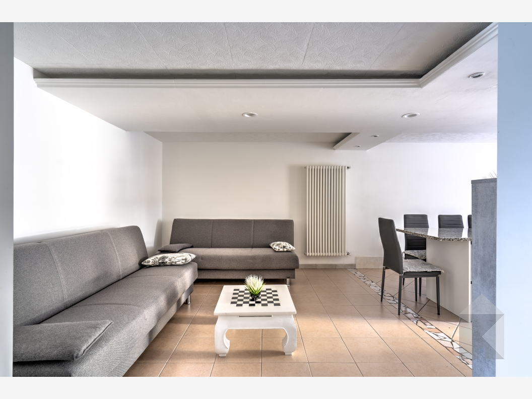 Spaziosa villetta centrale a Mussetta